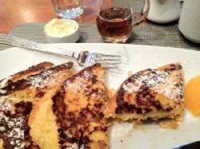 1890 Restaurant & Lounge