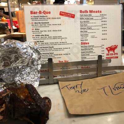Pike's Pit Bar B Que