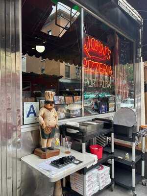 John's Of Bleecker Street