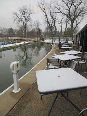 Boathouse Forest Park