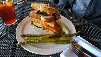 Boathouse Forest Park