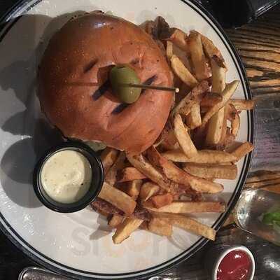 Stoddard's Fine Food & Ale