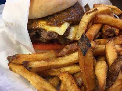 Chubz Famous Chiliburgers