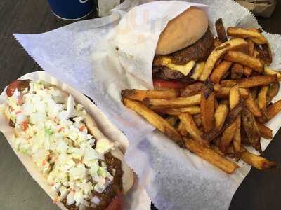 Chubz Famous Chiliburgers