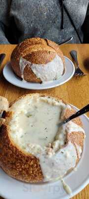 Pier Market Seafood Restaurant