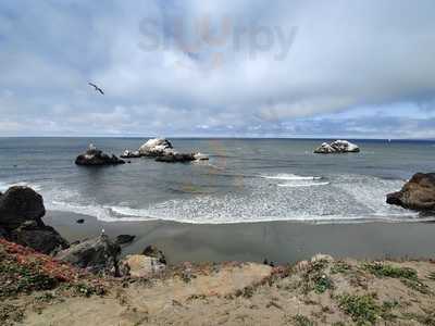 The Bistro At Cliff House