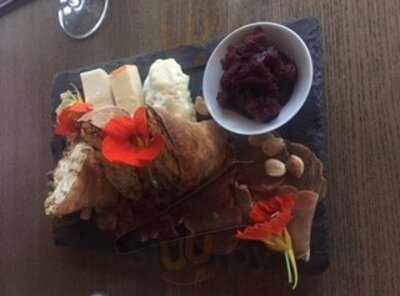 Trillium Kitchen And Patio