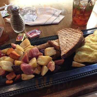 Fresh To Order Cnn Center