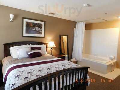 Freeport Wine Country Inn & Bistro