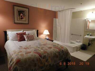 Freeport Wine Country Inn & Bistro