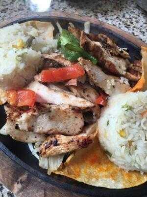 Gloria's Latin Cuisine