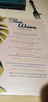Blue Wave Bar & Grill