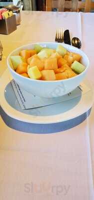 Blue Wave Bar & Grill