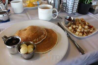 Blue Wave Bar & Grill