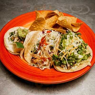 Dos Coyotes Border Cafe