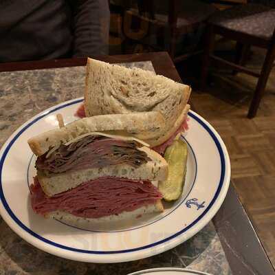 Karl's Inn Of The Barristers