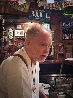 Plank's Cafe & Pizzeria Delivery On Parsons