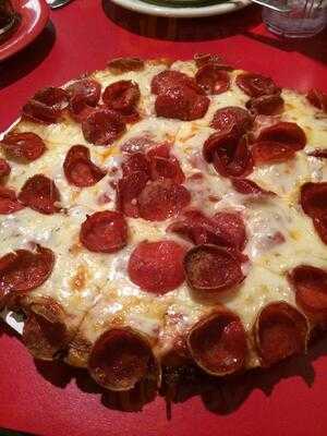 Plank's Cafe & Pizzeria Delivery On Parsons