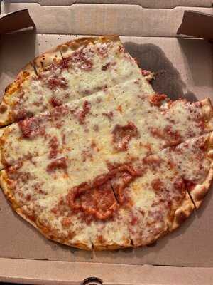 Plank's Cafe & Pizzeria Delivery On Parsons