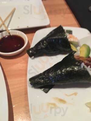 Sushi Zushi - Stone Oak