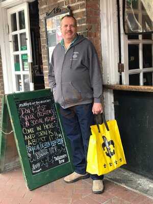 Molly's At The Market