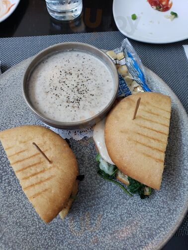 Affinity Restaurant & Bar