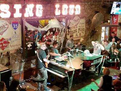 Pete's Piano Bar