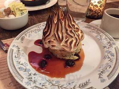 Paris Bistro & Jazz Cafe