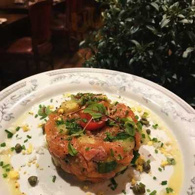 Paris Bistro & Jazz Cafe