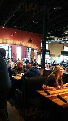 Bj's Restaurant & Brewhouse