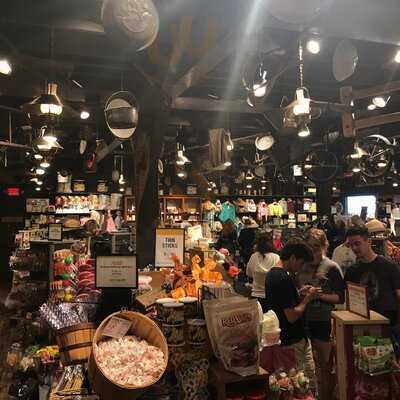Cracker Barrel
