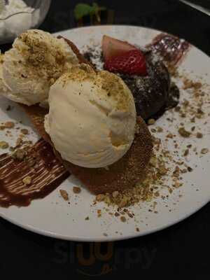 Fleming's Prime Steakhouse & Wine Bar