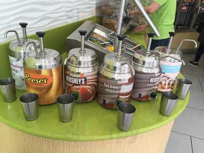 Menchie's Johnson Avenue - The Bronx