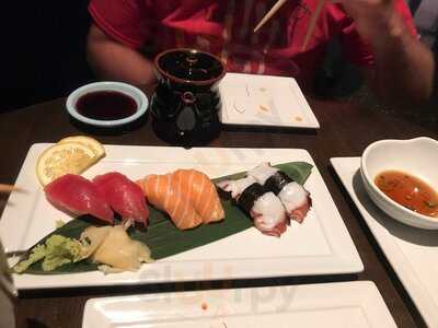 Koi Restaurant And Lounge