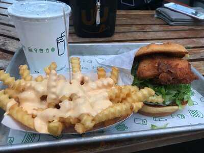 Shake Shack West Hollywood - Santa Monica & La Cienega