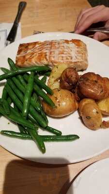 Legal Sea Foods - Copley Place