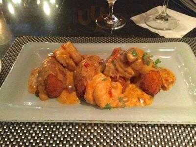 Lobby Lounge At The Ritz-carlton