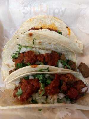 Dos Hermanos Taco Truck