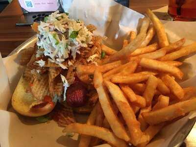 Lazy Dog Restaurant & Bar