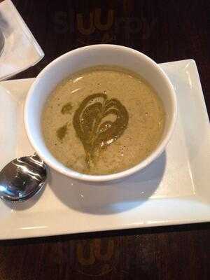 Picnikins Patio Cafe