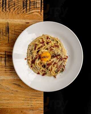 The Rossi Bar + Kitchen