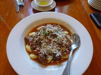 Piatanzi Bistro & Pizzeria