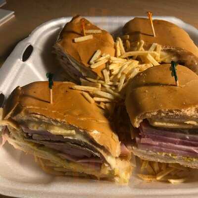 El Rinconcito Latino