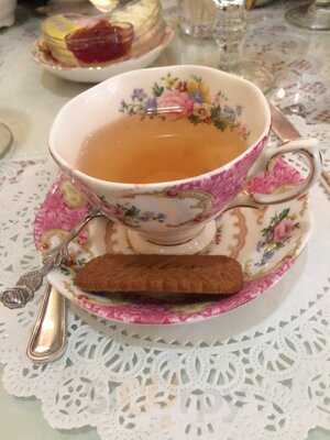 Lisa's Tea Treasures