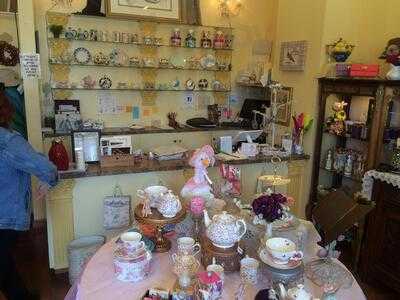 Lisa's Tea Treasures