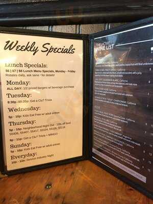 The Howe Daily Kitchen & Bar