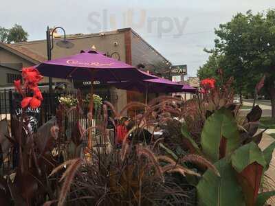 The Howe Daily Kitchen & Bar