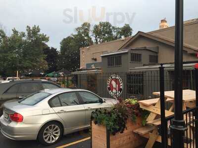 The Howe Daily Kitchen & Bar