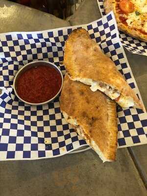 Urban 360 Pizza, Grill And Tap House