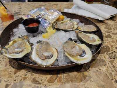 Le Bayou Restaurant & Oyster Bar